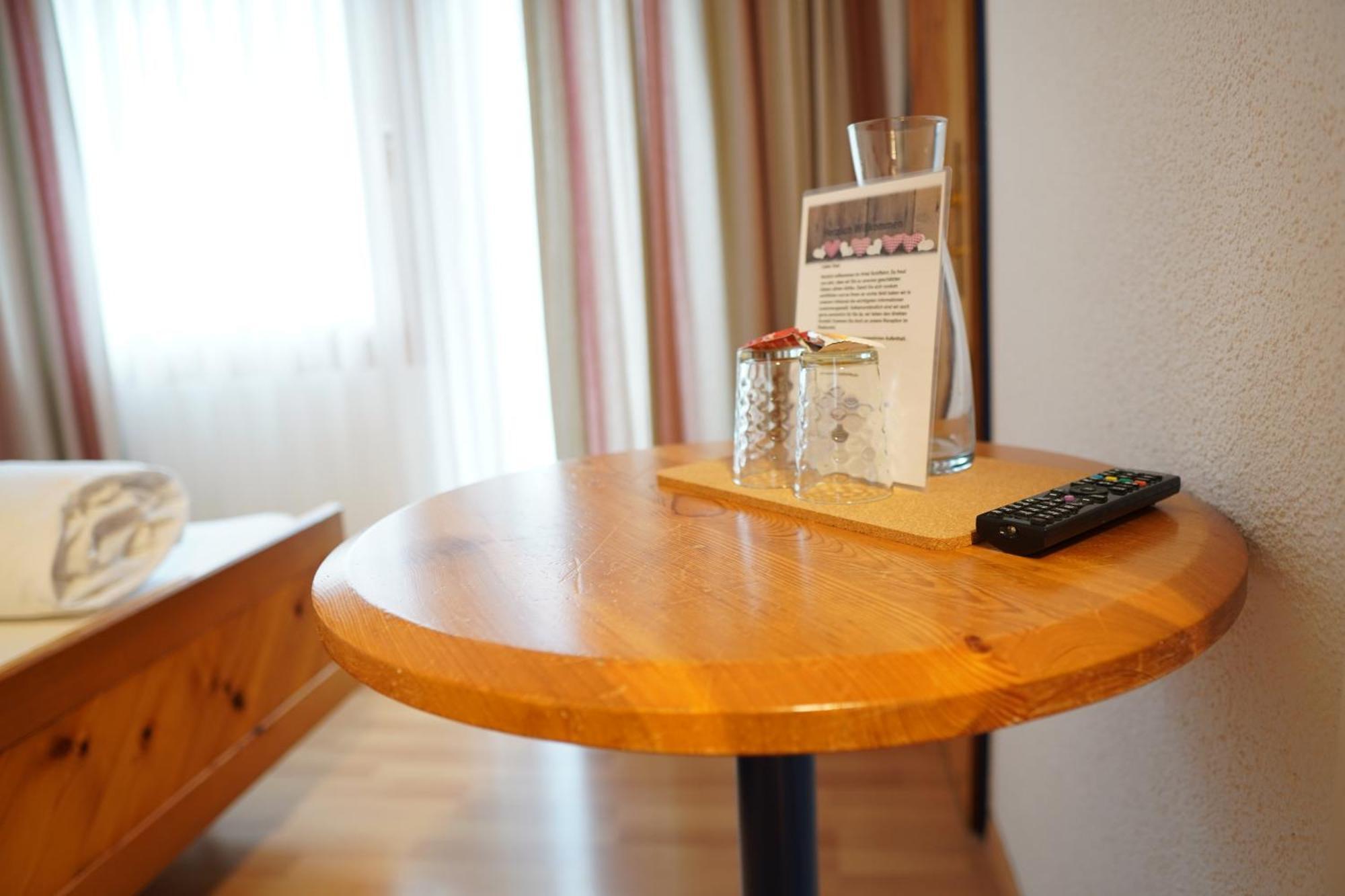 Hotel Schiffahrt Mols Kültér fotó