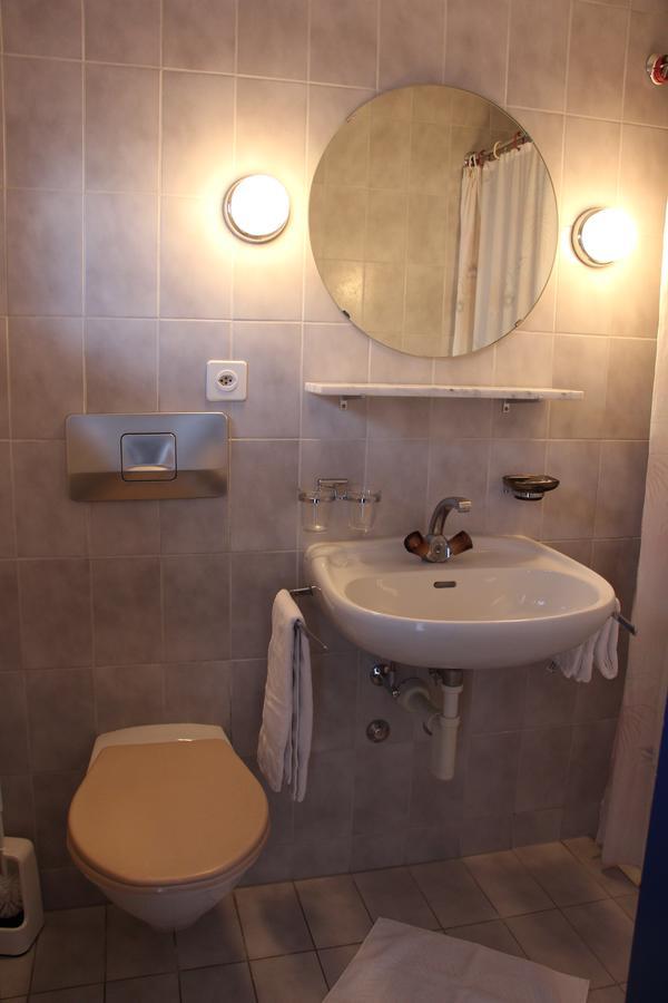 Hotel Schiffahrt Mols Kültér fotó