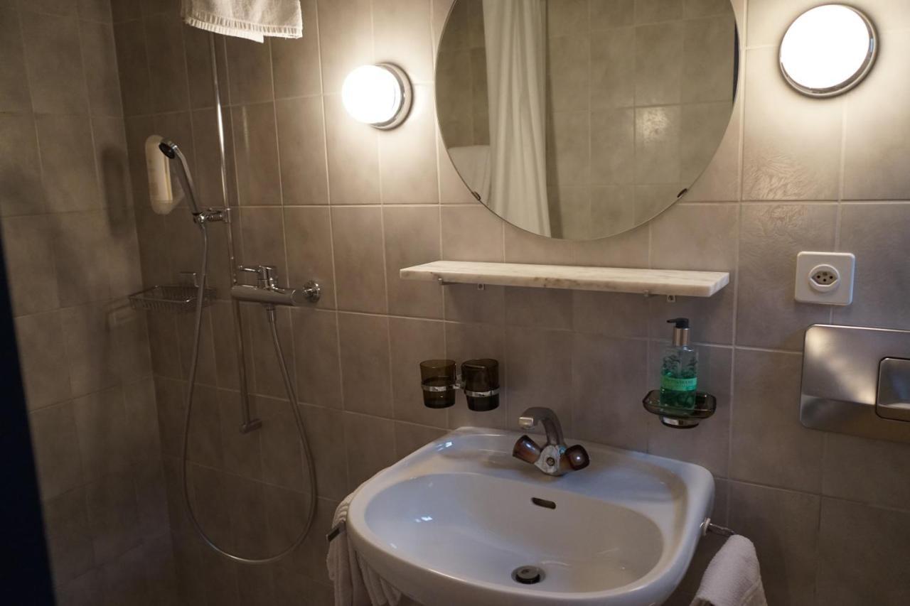 Hotel Schiffahrt Mols Kültér fotó
